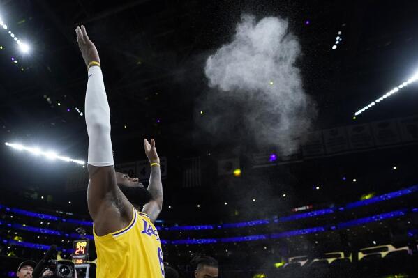 20 and up LeBron James defies time propels Lakers to conference